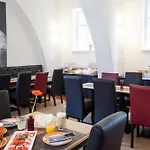 فندق Klosterhotel ليهنين