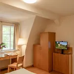 Klosterhotel *