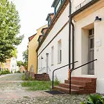 Klosterhotel ليهنين