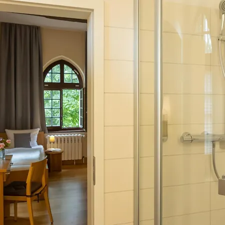 Klosterhotel 호텔 *