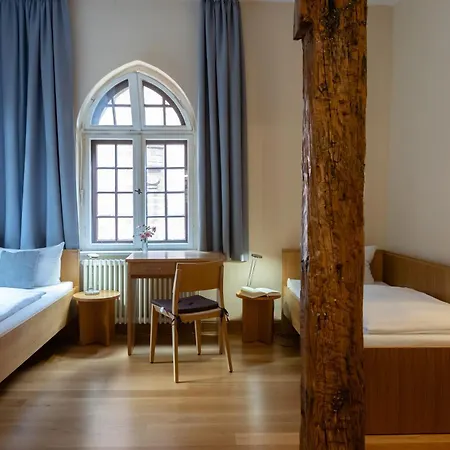 Klosterhotel 호텔 레닌