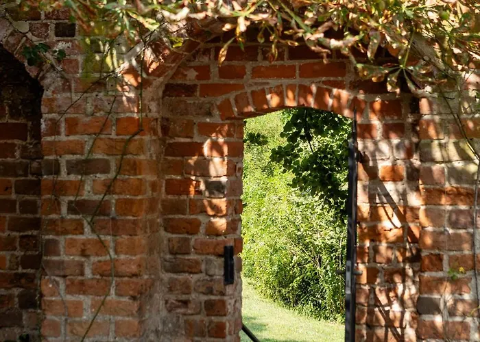 Klosterhotel ليهنين