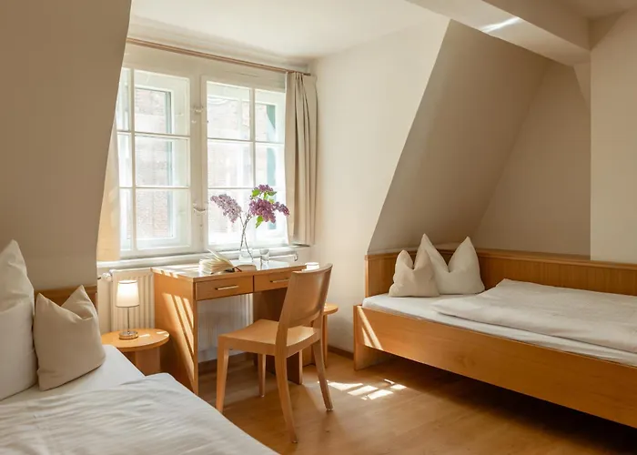 Klosterhotel فندق *