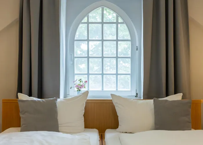 فندق Klosterhotel ليهنين